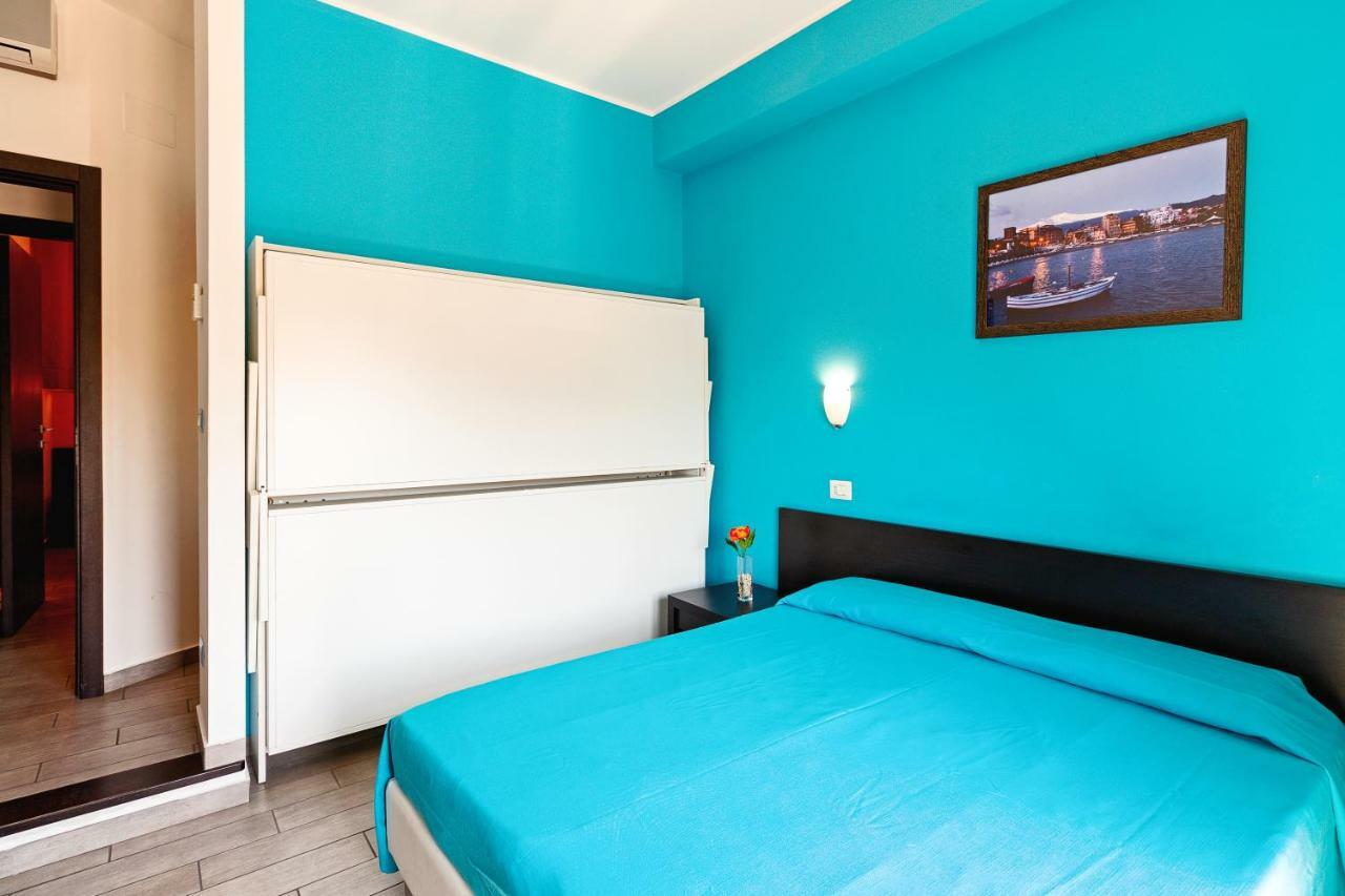 Seaview Terrace Sunny Apartment Giardini Naxos Dış mekan fotoğraf