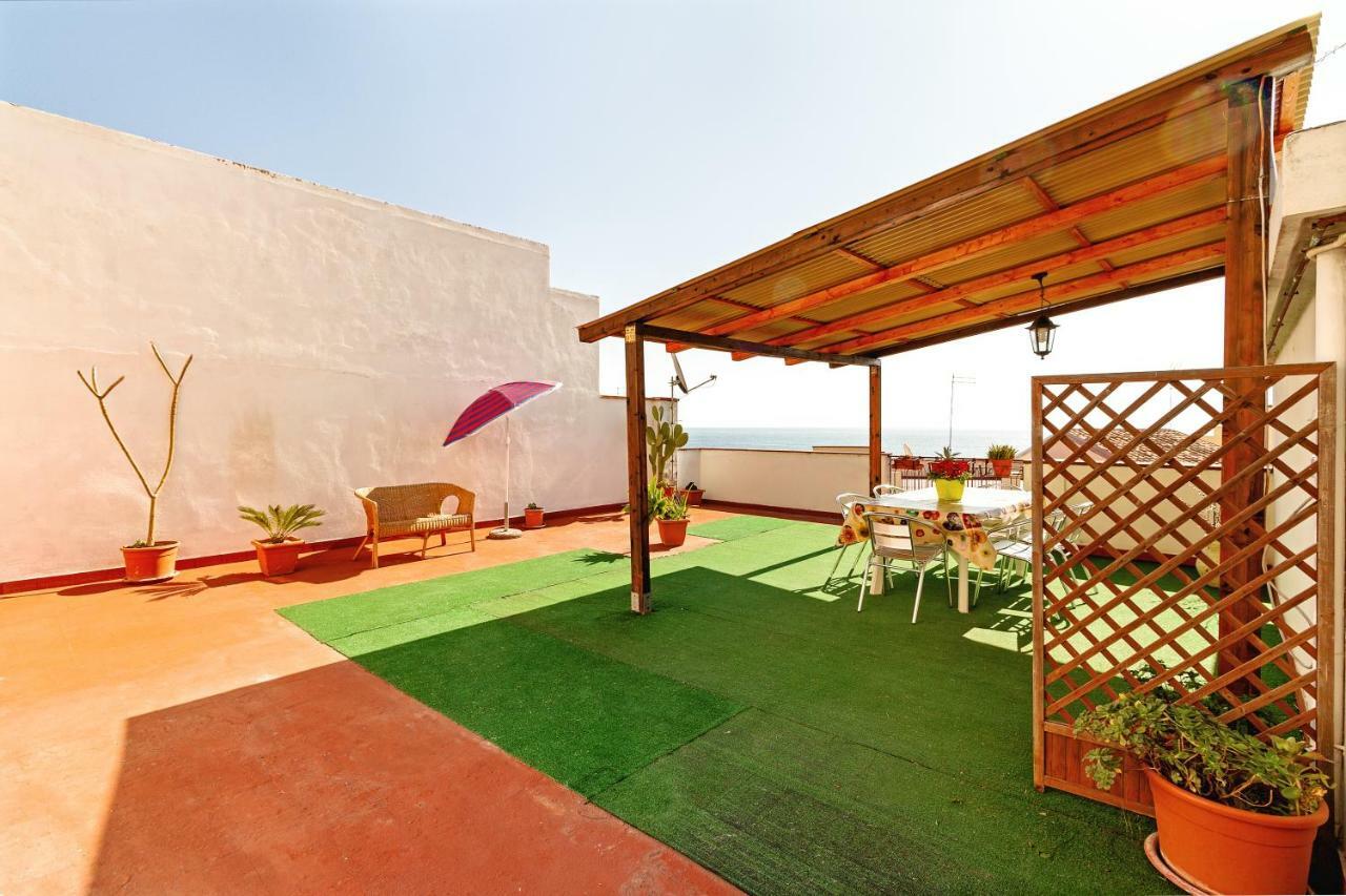 Seaview Terrace Sunny Apartment Giardini Naxos Dış mekan fotoğraf